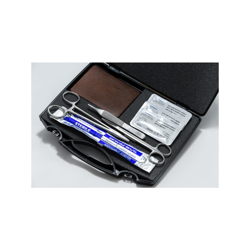 Komplet za usposabljanje šivanja s 3-slojno podlogo za šivanje RealSuture Temna koža (šiv 4-0)