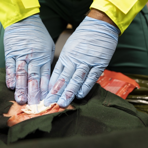 Prometheus ChitoGauze® XR Pro – hemostatični povoj (cik-cak zložen) prepojen z Chitosanom, X-Ray detekcijski, 7.5cm x 370cm